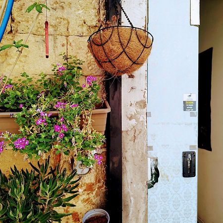 Polihosts Old Jaffa Hostel Tel Aviv Ngoại thất bức ảnh