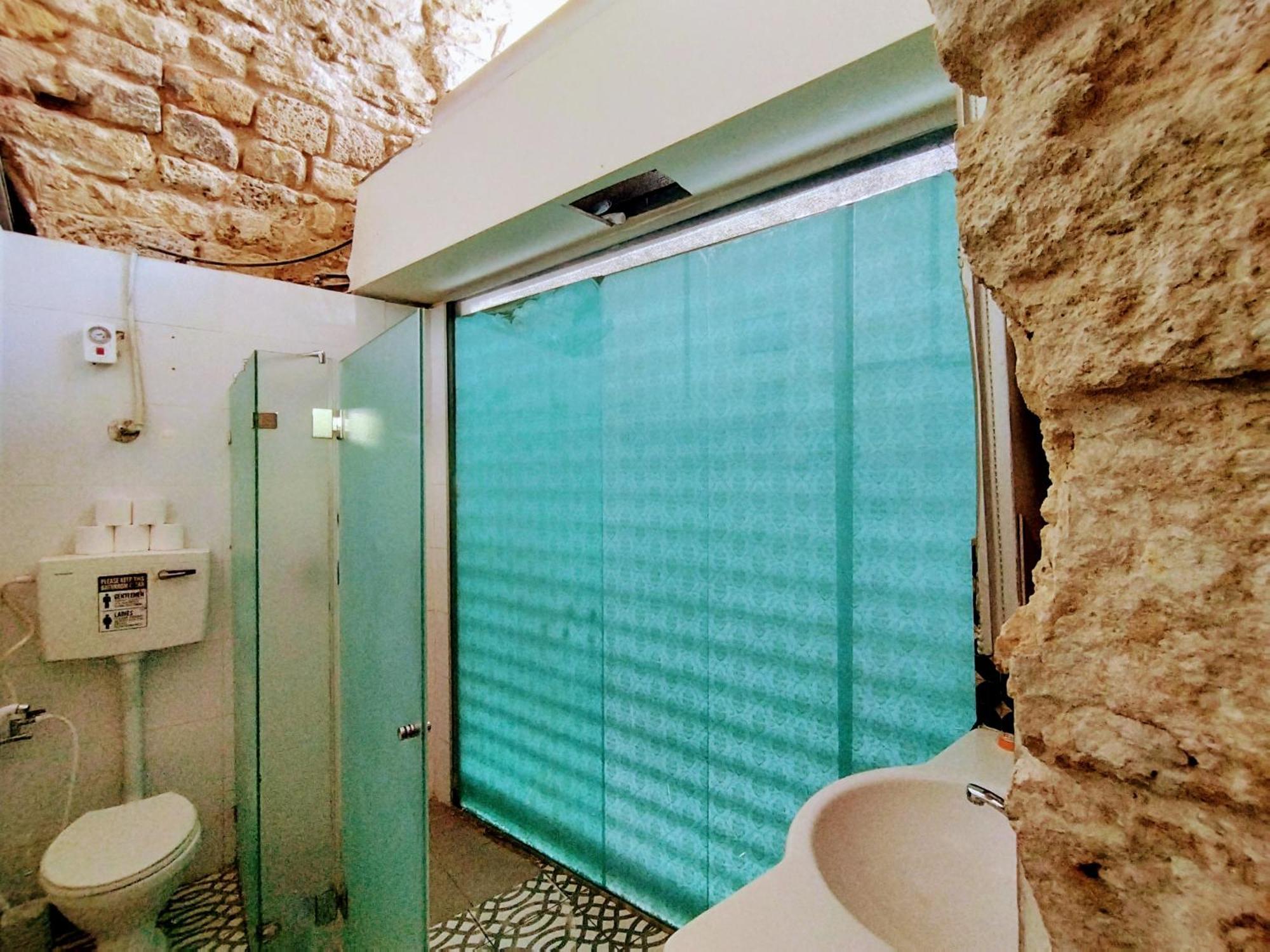 Polihosts Old Jaffa Hostel Tel Aviv Ngoại thất bức ảnh