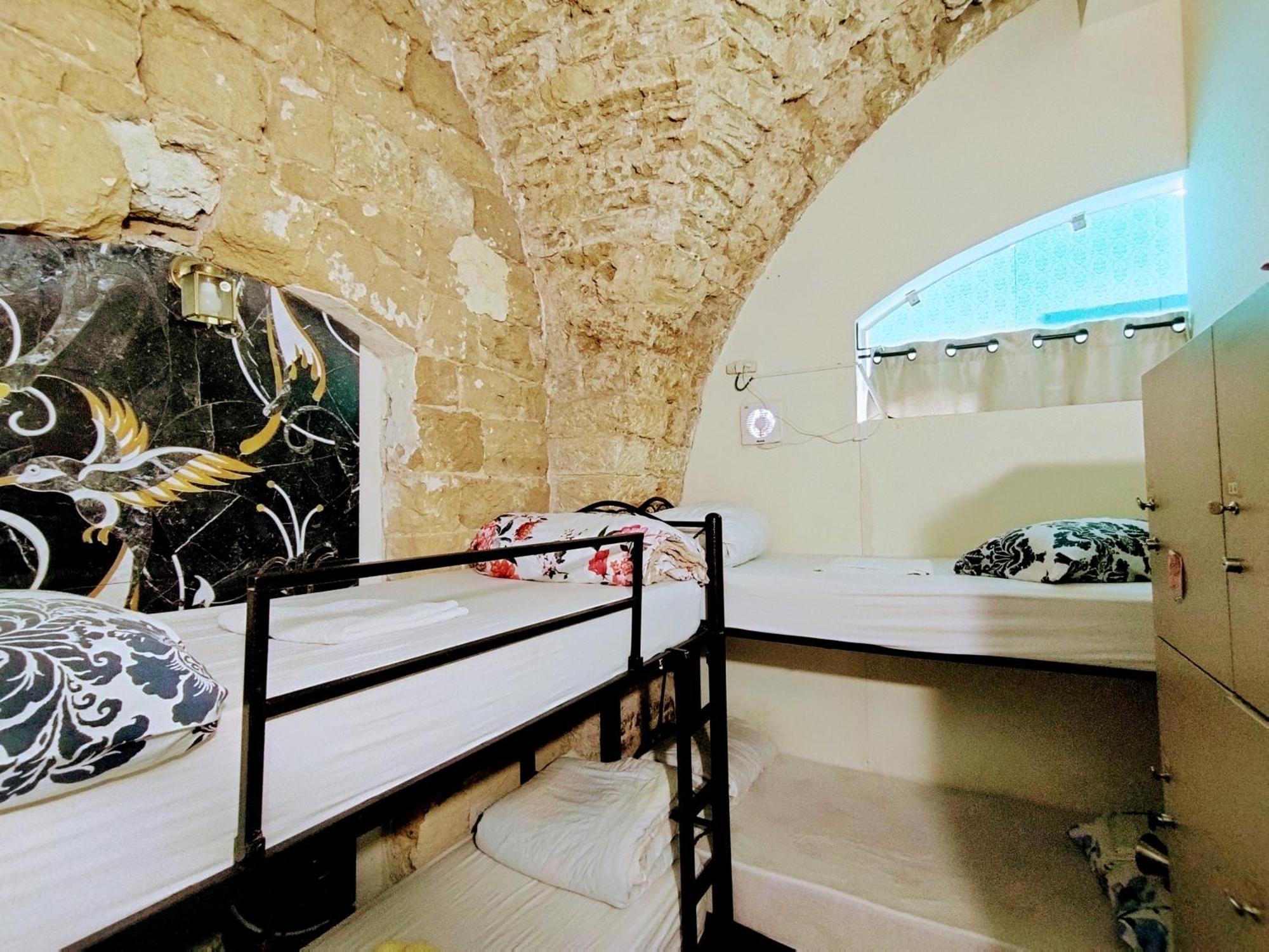 Polihosts Old Jaffa Hostel Tel Aviv Ngoại thất bức ảnh